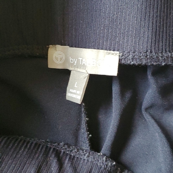 T by Talbots Navy Blue Out and About Wide Leg Sz. L Pants - Picture 15 of 16